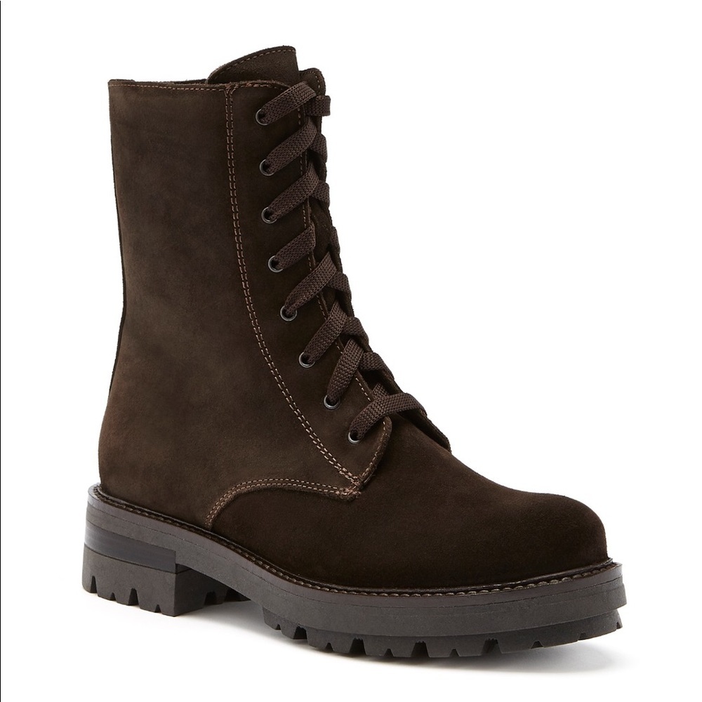 La Canadienne.  suede ankle boot